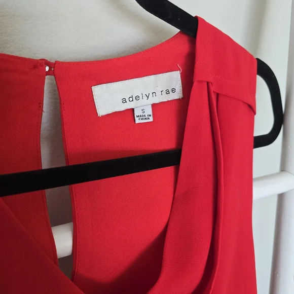 Adelyn Rae Vibrant Red V Neck Short Cocktail Dress Size S - Picture 7 of 9